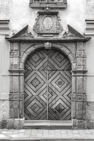 Dutch gable stone